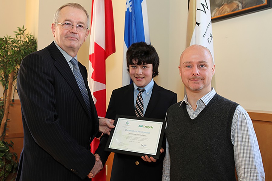 Battery Bob was designed by Demetrios A., a grade 6 student at Montreal’s Selwyn House School.